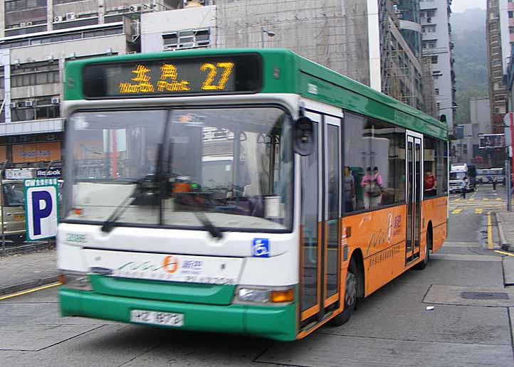 New World First Bus Dennis Dart SLF Plaxton 2086